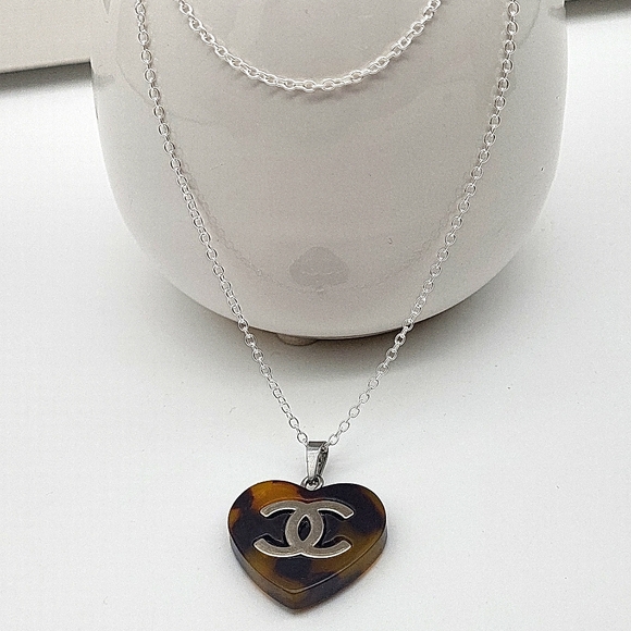 Nancy's Boutique Jewelry - CC zipper Pull Tortoiseshell Heart Pendant